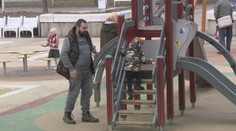 Problém s materskou otcov začínajú riešiť súdy. Sociálna poisťovňa má na krku prvú žalobu