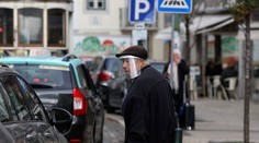 WHO vydalo kvôli šíreniu omikronu usmernenie ohľadom cestovania