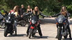 Netradičná babská jazda. Na Zelenej vode sa stretli ženy na motorkách