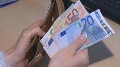 Niektorí nechcú prispievať rodičom na dôchodok. Zmeniť to budú môcť až o päť rokov