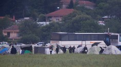 Gréci začali evakuovať utečenecký tábor v Idomeni