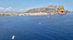 VIDEO: Nešťastie pri pobreží Sicílie. V oblasti, kde sa prehnalo vodné tornádo, sa potopila jachta s 22 ľuďmi na palube