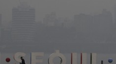 Poplach v juhovýchodnej Ázii. Môže za to hustý smog