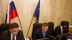 Opozícia chce odvolať vládu, ale najskôr podá návrh na Plavčana