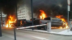 Muža, ktorý podpálil drahé autá v Bratislave, chytili expresne rýchlo