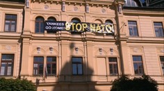 Kotleba to prehnal. Provokácia v deň výročia SNP