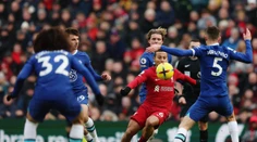 VIDEO: Zápas Premier League prerušil dron. Márny boj Liverpoolu s Chelsea iba prehĺbil trápenie gigantov