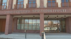 Súdy mu dali za pravdu, no stále nemá nič. Muž, ktorý strávil 2 roky v nezákonnej väzbe, roky čaká na odškodné