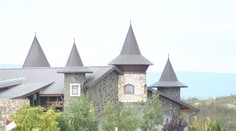 Boháči niekedy nemajú vkus. Takto vyzerajú ich gýčové príbytky