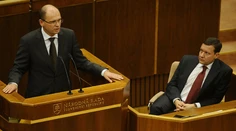 Ďalší prieskum mení v parlamente SaS za SNS