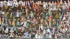 Niektorí si klopú na čelo, iných priťahuje. Navštívili sme dom obesených bábik