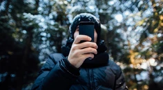 Divadlo v nemeckom Magdeburgu zahrá počas lockdownu cez telefón