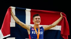 Na cieľovej šachovnici to bolo doslova o chlp, prvých dvoch delilo 14 stotín. Zlato na 5000 m obhájil Nór