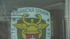 Daniari majú na neplatičov nový bič
