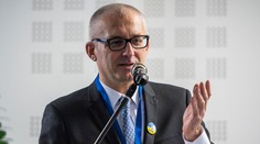 Veľká pozornosť pre malú stranu. Miroslav Kollár podrží koalíciu