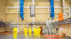 VIDEO: Slovenské elektrárne začali so zavážaním paliva do 3. bloku elektrárne Mochovce