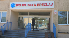 K lekárovi aj do Maďarska či Česka? Črtá sa čiastočné riešenie nedostatku slovenských lekárov