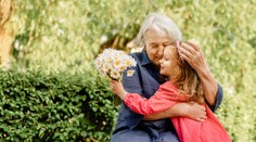 Babičky zlepšujú kvalitu života vnúčat a majú ich radšej ako vlastné deti, ukázal výskum