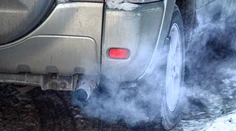 Koniec sporu medzi Európskou komisiou a Nemeckom. Dosiahli dohodu v prípade spaľovacích motorov