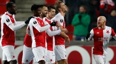 Stochov zásah medzi najkrajšími v poslednom kole EL, nechýba ani kiks brankára a vlastný gól