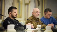 Zemetrasenie v ukrajinskej vláde: Prezident Zelenskyj navrhne odvolanie ministra obrany Reznikova