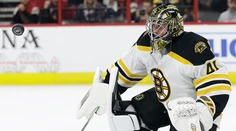 Pánik prispel gólom k výhre Arizony, Halák exceloval v bránke Bostonu