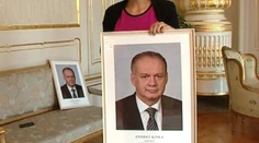 Nový portrét prezidenta sa páči. Dokonca ho niektorí pobozkali