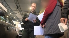 Ukrajinský novinár zverejnil video zachytávajúce úplatkárske praktiky slovenského colníka