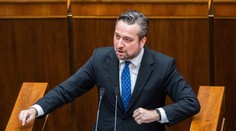 Polícia už nevyšetruje Blahovo vyvesenie obrazu Che Guevaru. NAKA zastavila trestné stíhanie