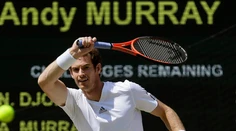 Wimbledonský víťaz plakal ako malé dieťa