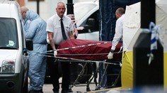 Útok v Londýne! Muž dobodal na smrť Američanku, ďalší ľudia sú zranení