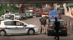Prvé informácie o jednom z útočníkov vo Francúzsku. Mal len 18 rokov