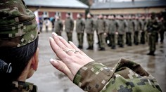 Pri páde vrtuľníka zahynulo osem vojakov mierovej misie, medzi nimi bol občan Česka