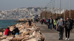 V Aténach a okolí od štvrtka zavedú prísny lockdown