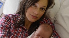 Dramatický pôrod. Žena rodila priamo na rušnom Manhattane