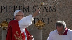 Pápež odsúdil utrpenie v dôsledku vojen a terorizmu