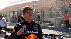 Max Verstappen triumfoval aj v USA. Vyrovnal rekordné zápisy Vettela a Schumachera