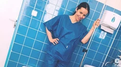 Trapas Katky Knechtovej na pôrodnej sále: Praskli jej nohavice na najhoršom mieste