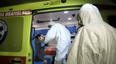 Predpoveď analytika: Tisíc infikovaných pred koncom septembra a len jednotky úmrtí denne