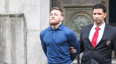 McGregora prepustili na kauciu. Za vyčíňanie v New Yorku mu hrozí väzenie