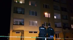 Syn, ktorý zaútočil nožom na matku, zomrel v nemocnici