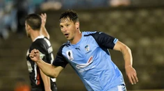 VIDEO: Hološko o sebe dal opäť vedieť. Krásnym volejom zariadil triumf FC Sydney
