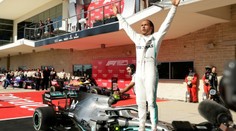 Lewis Hamilton sa stal majstrom sveta F1. V USA získal nedostihnuteľný náskok