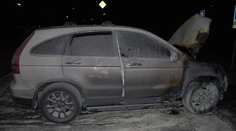 Mladík sa priznal, že na objednávku podpálil dve autá. Koľko € za to dostal?