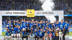 Slovan si prebral trofej, Nitra bude o Fortuna ligu bojovať v baráži