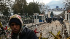 Turecko oznámilo, že cez pohraničné priechody prešli do Európy desaťtisíce migrantov