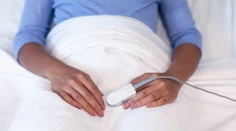 Poznáme pôvod nakazenia sa pacientov, ktorých v Trenčíne hospitalizovali s kliešťovou encefalitídou