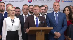 Poslanci Hlasu: Diskusia o nálepke na počítači nepomohla ani jednému človeku na Slovensku