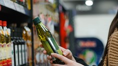 Cena obľúbenej kuchynskej prísady stúpa. Na vine je zlá úroda, očakávajú ju aj do budúcna