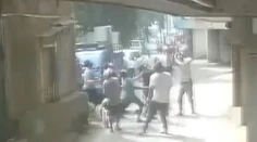 VIDEO: Chlapec (2) vypadol z okna, život mu zachránila bleskurýchla reakcia ľudí